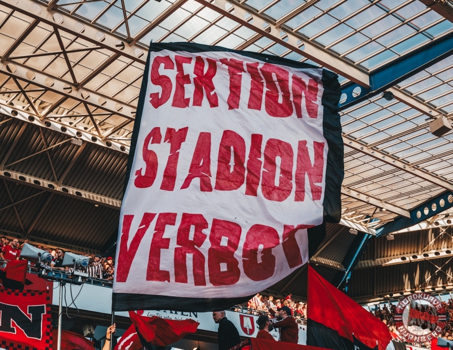 FCN-Hannover-96-02