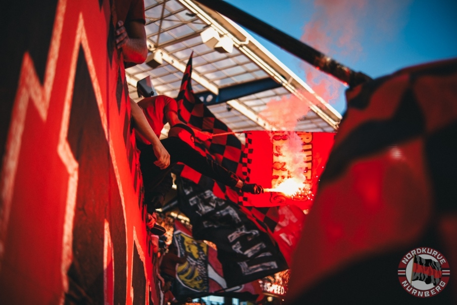 FCN-Hannover-96-11