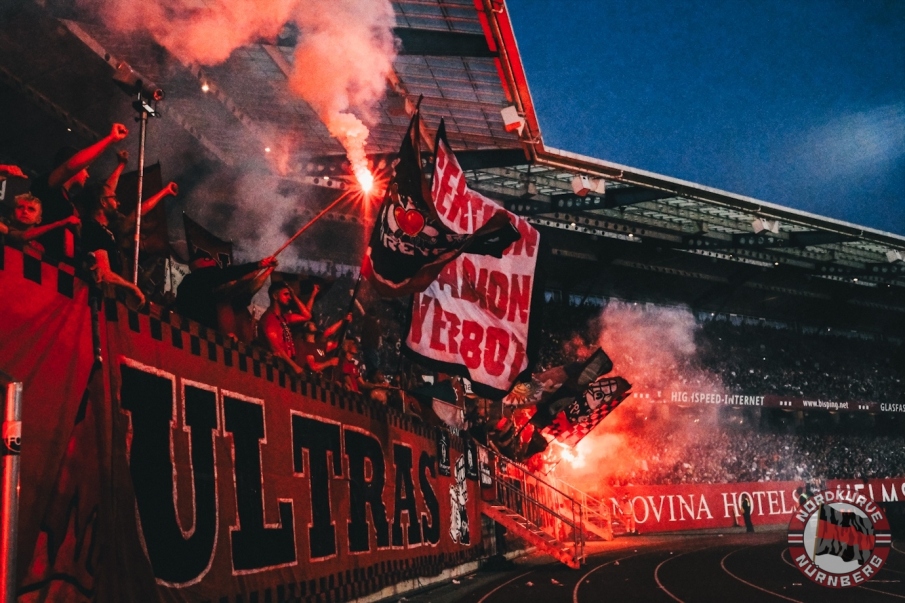 FCN-Hannover-96-19
