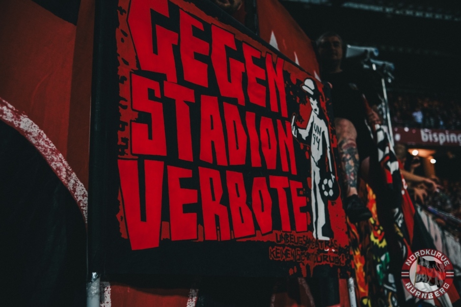 FCN-Hannover-96-27
