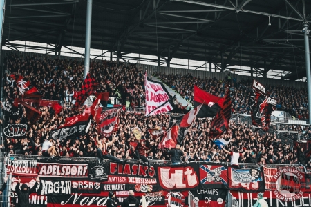 Holstein Kiel - Glubb