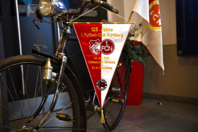 Übergabewimpel – Saison 2025/2026